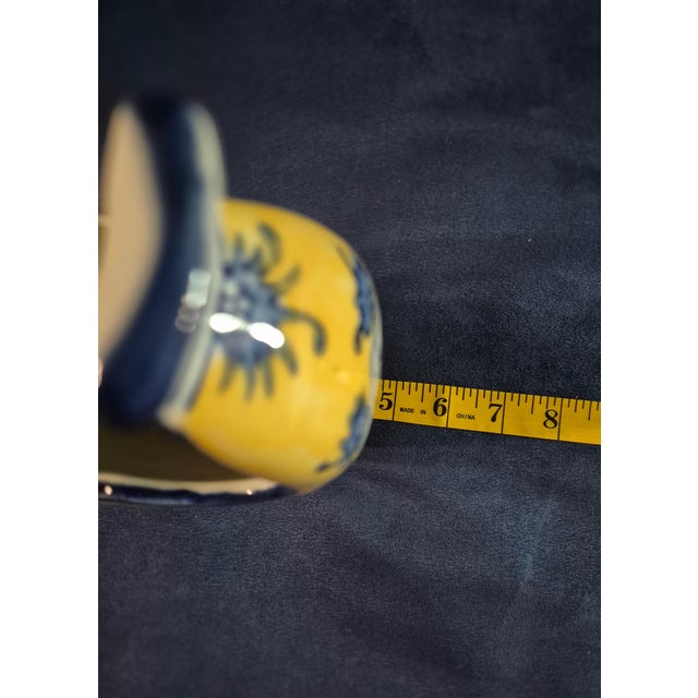 Mid 20th Century Antique Chinese Republic Period Qianmao Yellow & Cobalt Blue Basket Vase For Sale - Image 5 of 6
