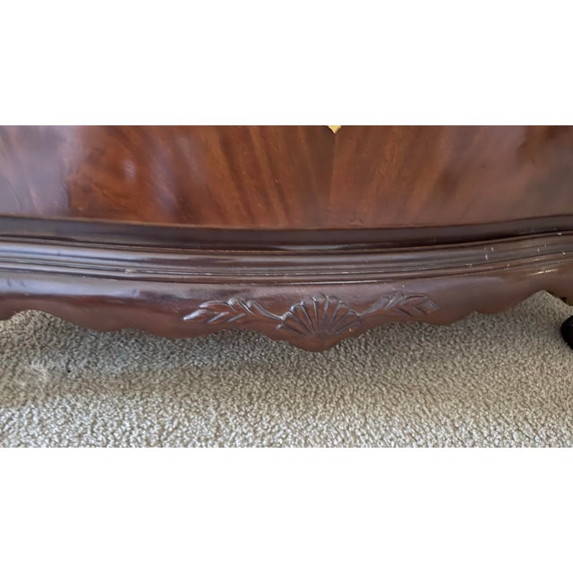 Burnt Umber Mid 20th Century Drexel Heritage Heirlooms Collection Mahogany Bombay Chest With Carved Ball and Claw Feet Flame For Sale - Image 8 of 10