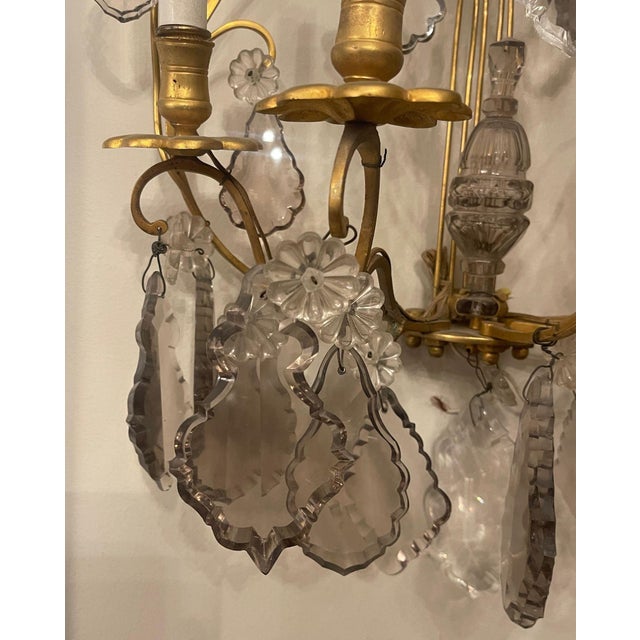Gold Pair of French Gilt Bronze and Crystal Wall Sconces, Late 19th Century. For Sale - Image 8 of 11