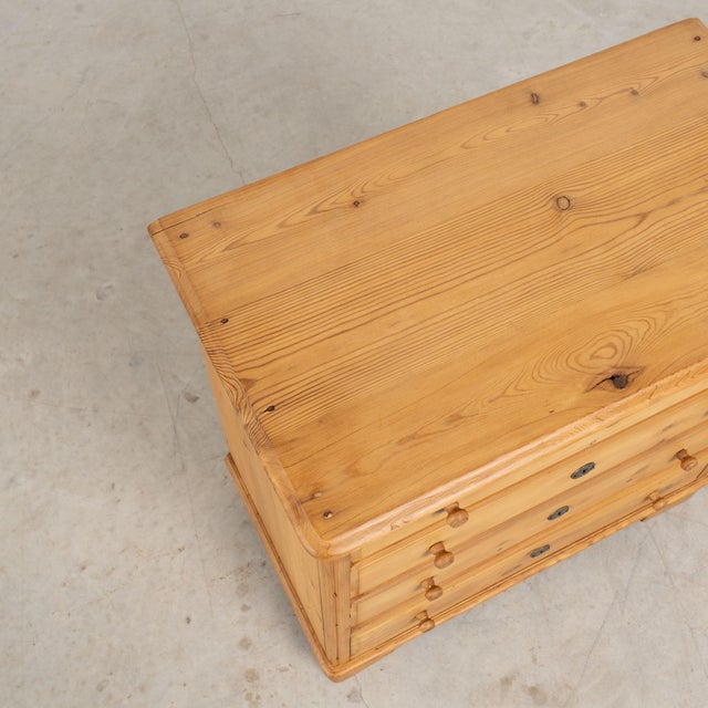 Early 20th Century Early 20th Century Danish Pine Small Chest of Four Drawers Nightstand For Sale - Image 5 of 14