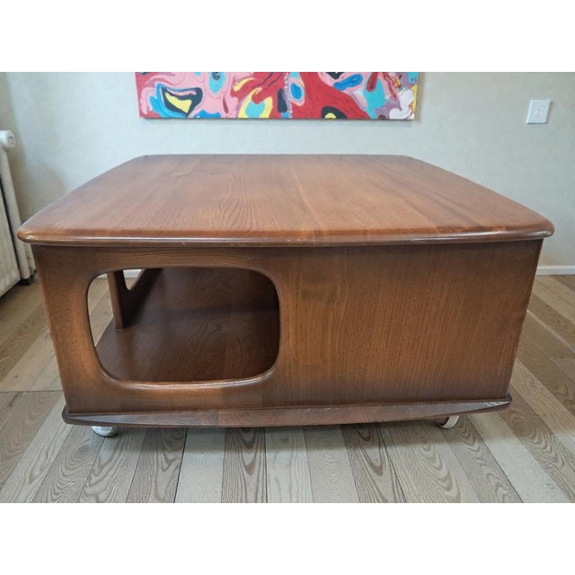 Mid-Century Modern Pandora Coffee Table in Elm by Lucian Ercolani for Ercol, 1980s For Sale - Image 9 of 18