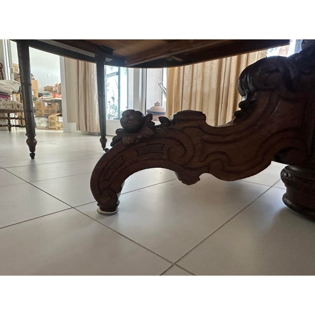 Circa 1860 French Louis XIII Hunting Style Carved Oak Extension Dining Table For Sale In Panama City, FL - Image 6 of 15