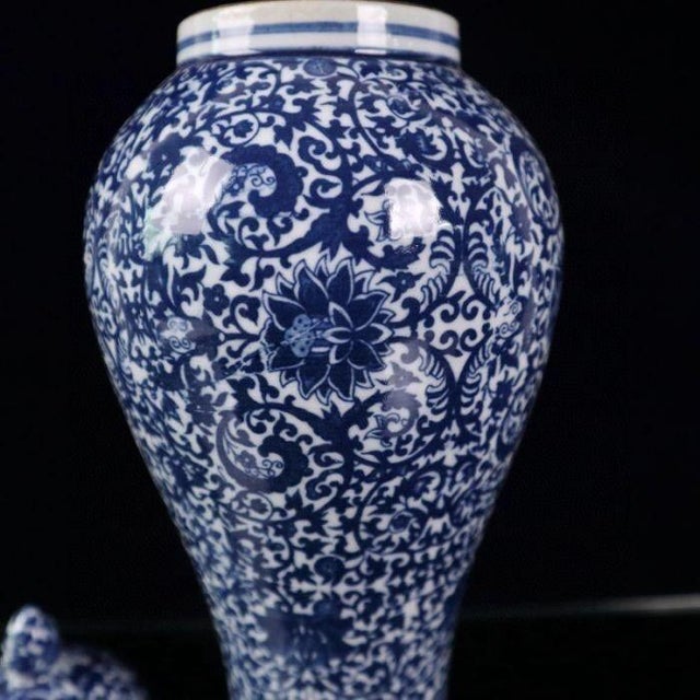Ceramic Chinoiserie Blue and White Interlocking Lotus Porcelain Lidded Ginger Jar For Sale - Image 7 of 9