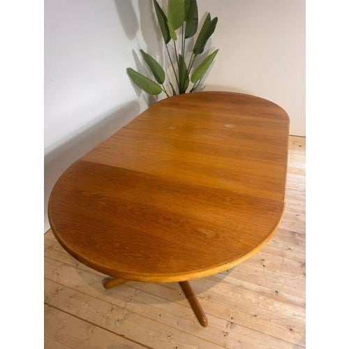 Wood Vintage Round Teak Dining Table from Skovby Møbelfabrik, 1960s For Sale - Image 7 of 12