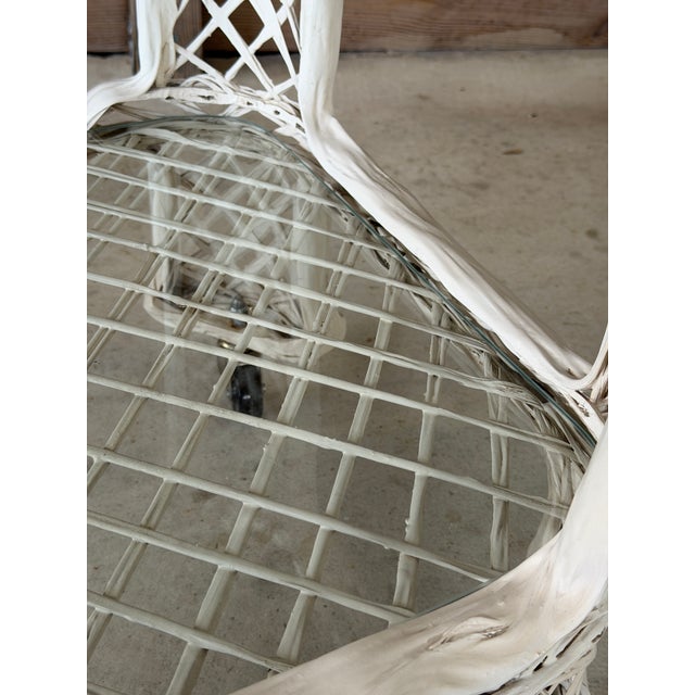 Russell Woodard Vintage Regency Coastal Russell Woodard Spun Fiberglass Bar Cart With Glass Shelf and Casters For Sale - Image 4 of 12