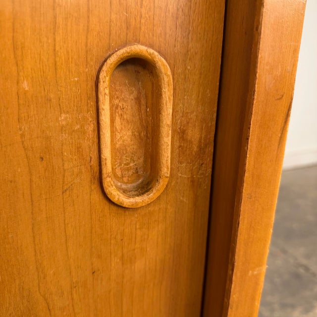 Brown Mid Century John Widdicomb Walnut Sideboard Chest With Sliding Doors For Sale - Image 8 of 10