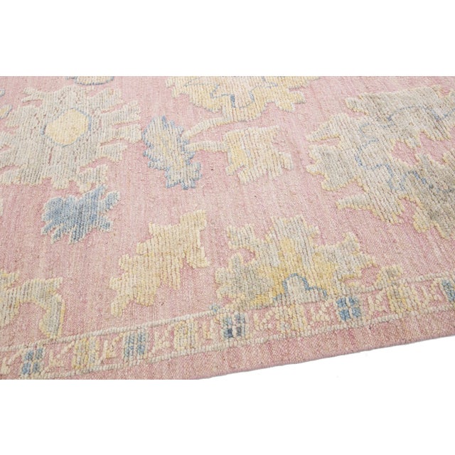 Modern Oushak Style Handmade Floral Motif Light Pink Wool Rug For Sale In New York - Image 6 of 11