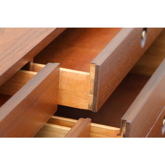 Wood Mid-Century Modern 6-Drawer Walnut Dresser by United Furniture | Refinished Credenza, Circa 1960s For Sale - Image 7 of 18