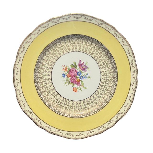 American 1940s American Steubenville Pottery Co. #2046 Yellow Dinner Plates - Set of 8 For Sale - Image 3 of 7
