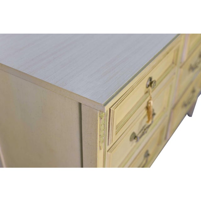 Mid Century Transitional 6 Drawer Dresser by Thomasville For Sale - Image 12 of 14