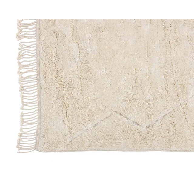 Ivory Asymmetric Cross Tone-on-Tone Hand-Knotted Wool Rug | 12'11" X 10'0" | One of a Kind For Sale - Image 8 of 8