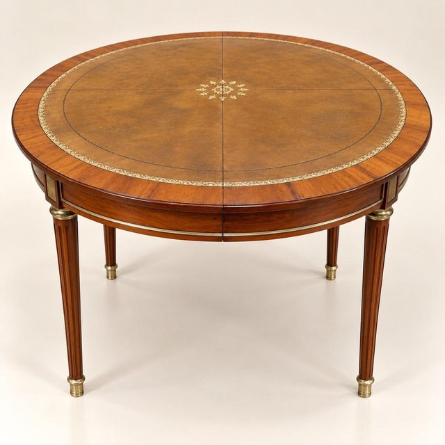 Louis XVI Style Extendable Dining Table in Mahogany, Leather and Brass, 1970s For Sale - Image 4 of 5
