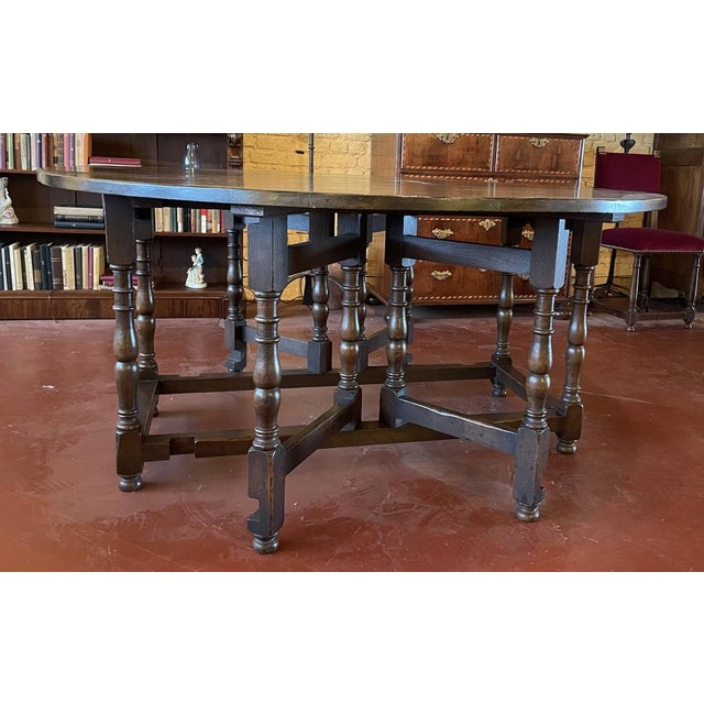 Large Gateleg Table in Oak For Sale - Image 4 of 13