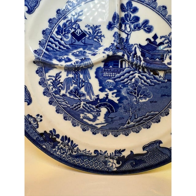 Ceramic Vintage Blue & White Chinoiserie Willow Style Decorative Plate For Sale - Image 7 of 12