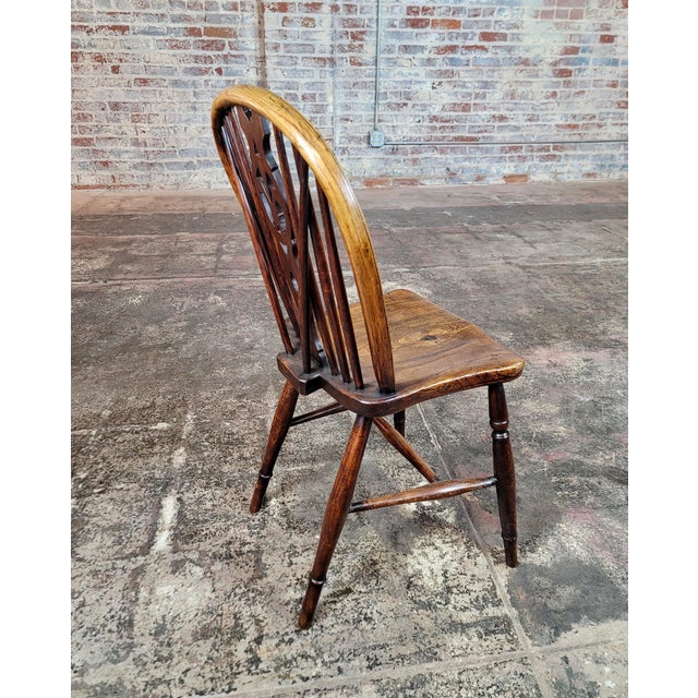 Wood 19th Century Antique English Windsor Chairs - Set of 8 For Sale - Image 7 of 11