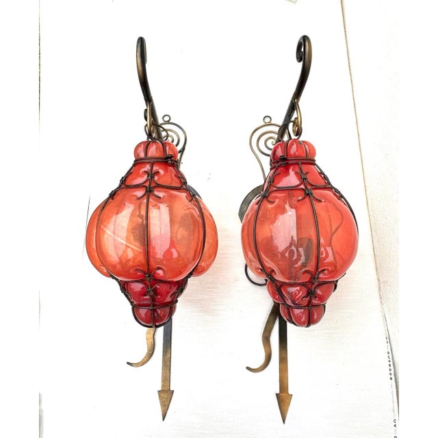 Murano Light Pendants: Pair of Gorgeous Vintage Swirl Italian Murano-Style Caged Glass Lanterns in Coral/ Oranges: Caged Venetian Style For Sale - Image 4 of 10