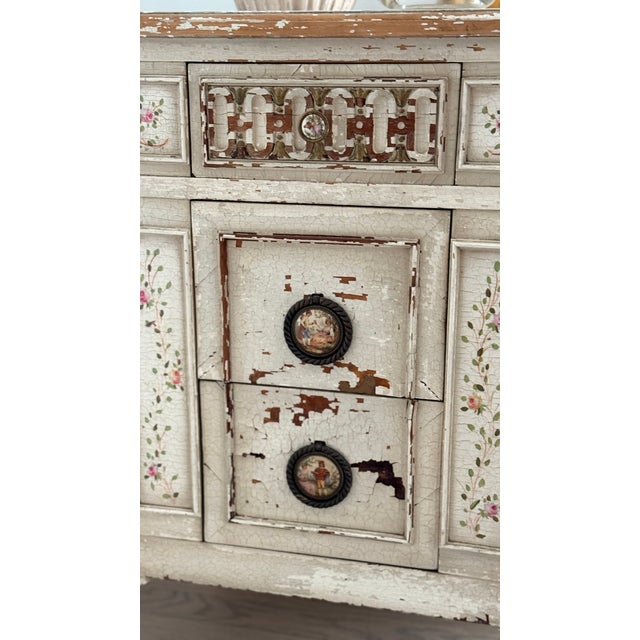 Pair of Early 1900s French Ball & Claw Side Tables For Sale In New York - Image 6 of 8