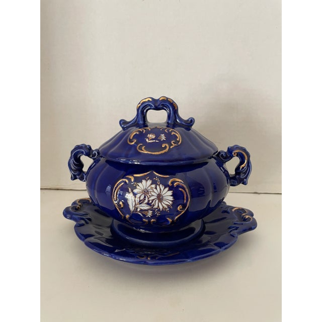 1940s Vintage Hand-Painted Porcelain Soup/Sauce Tureen with Underplate - 2 Pieces For Sale - Image 10 of 10
