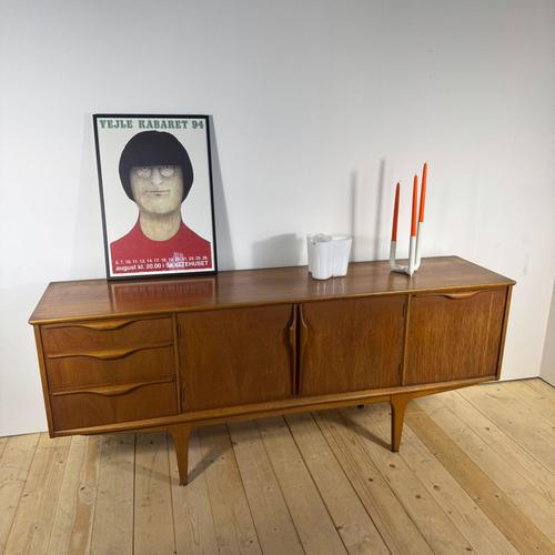 Vintage teak sideboard – mid-century modern credenza 1960s this teak sideboard belongs to the most consistent period of...