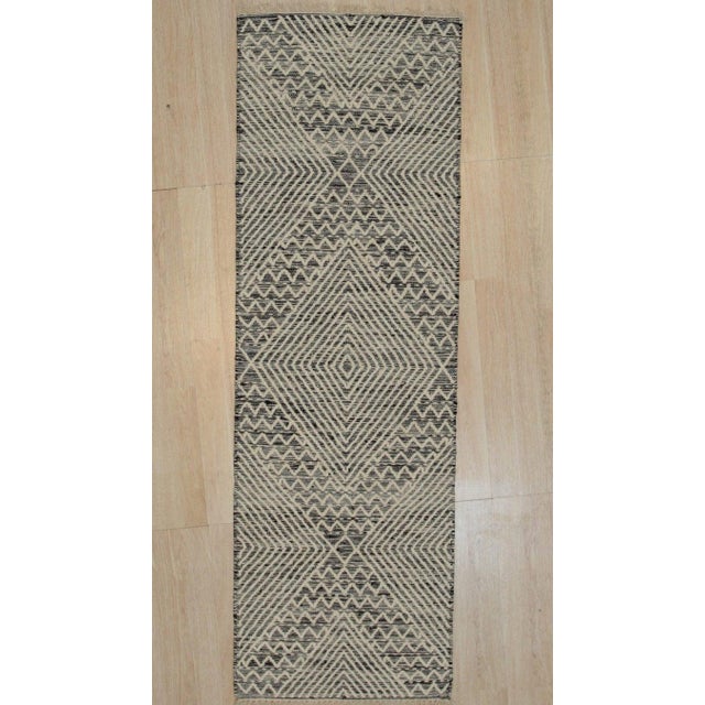 5x8 Black Handwoven Wool Stacked Chevron Diamond Geometric Modern Carpet Rug For Sale - Image 4 of 12