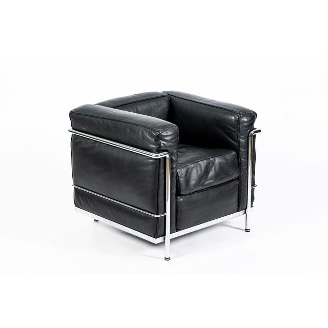 Authentic Cassina Lc2 Black Leather Petit Lounge Chair by Le Corbusier, 4x Avail For Sale - Image 9 of 14