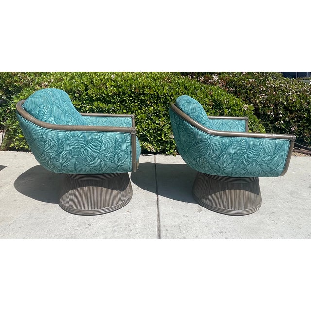 Contemporary Pair of Upholstered Swivel Chairs Attributed to Palecek Baldwin Style For Sale - Image 3 of 16