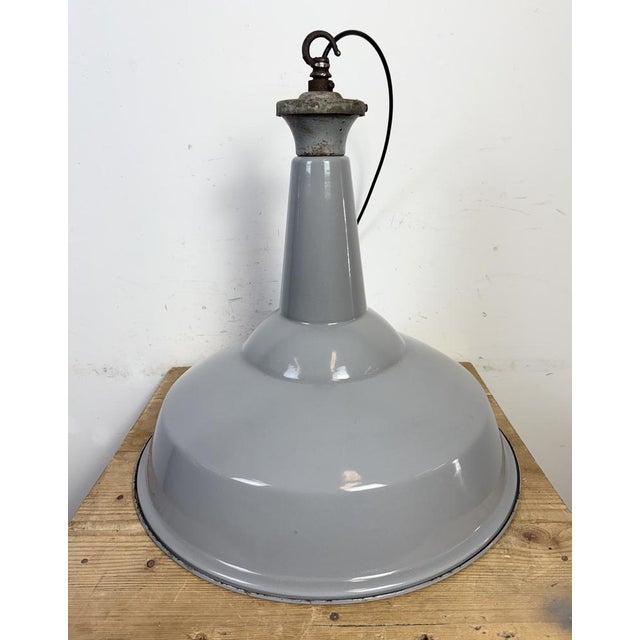 Large British Industrial Grey Enamel Factory Pendant Lamp from Benjamin, 1960s For Sale - Image 10 of 18
