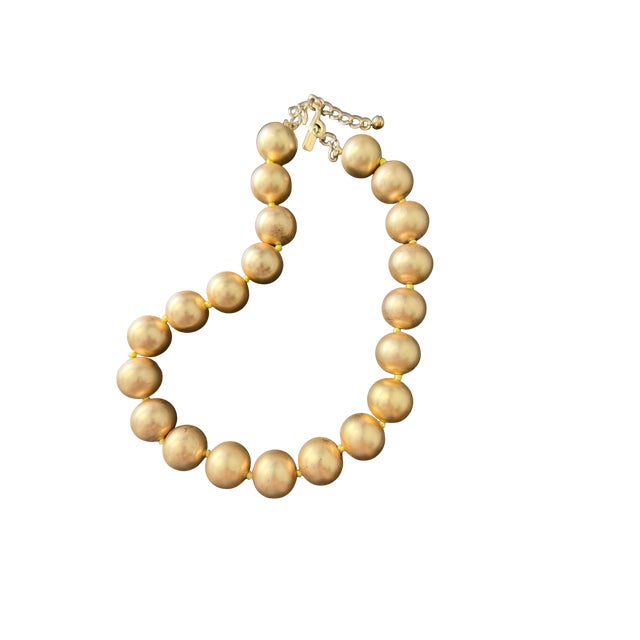 Modern Vintage Kenneth Jay Lane KJL Chunky Matte Gold Faux Pearl Statement Necklace For Sale - Image 3 of 6