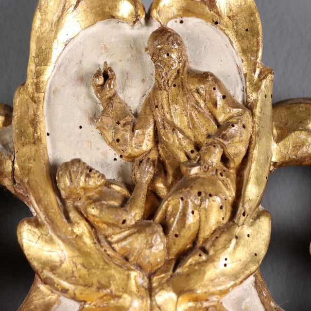 Cantagloria in Carved, Lacquered and Gilded Wood For Sale - Image 4 of 10