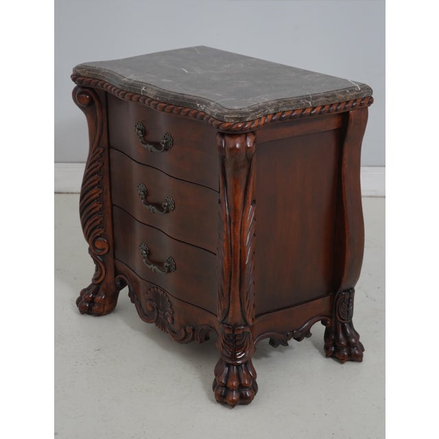 Traditional Pair of Marble Top Nightstands For Sale - Image 3 of 18