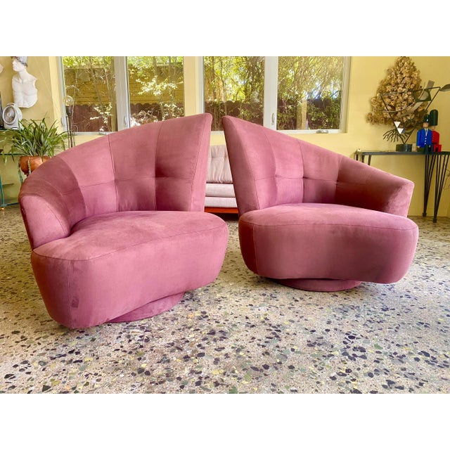 1980s Vintage UltraSuede Round Flared Oversized Corkscrew Barrel Swivel Chairs in the Manner of Vladimir Kagen Nautilus - a Pair For Sale - Image 10 of 10