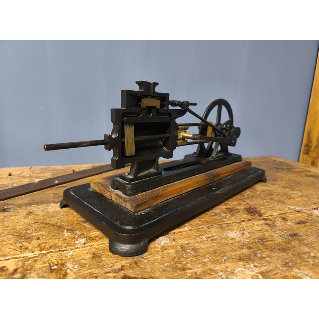 Demonstration Device of Steam Engine in Cast Iron, Early 20th Century For Sale - Image 12 of 15