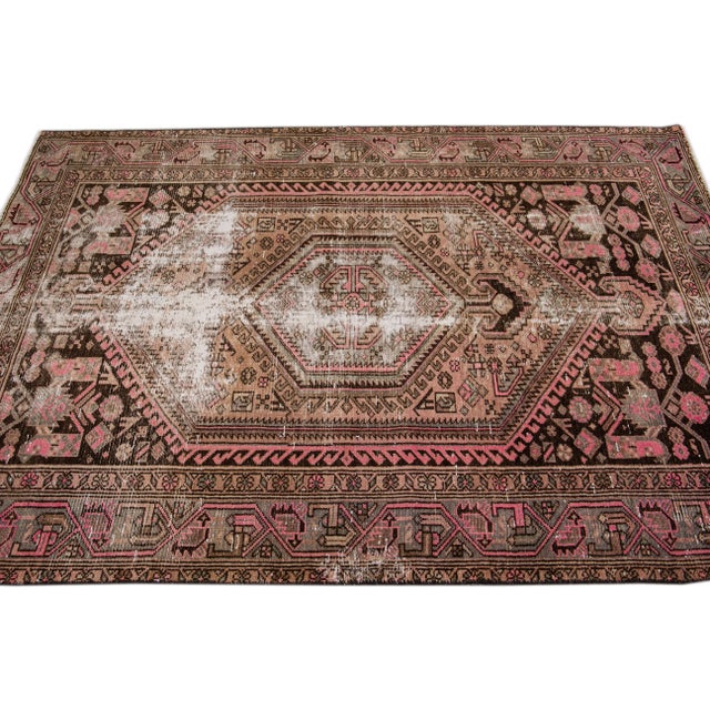1960s 1960s Vintage Distressed Handmade Geometric Peach Wool Rug For Sale - Image 5 of 9