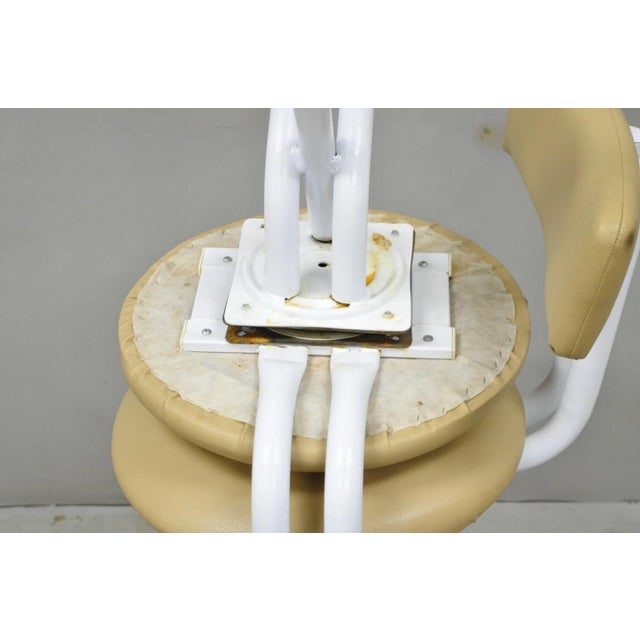 Vintage Postmodern Memphis Style White Tubular Metal Swivel Bar Stools - A Pair For Sale - Image 15 of 17