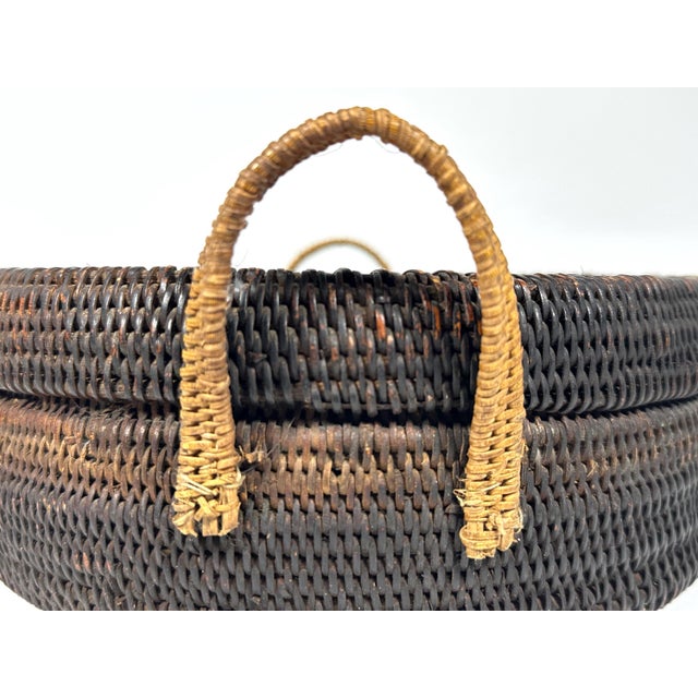 Native American Style Hand-Woven Lidded Basket, Early 20th Century For Sale - Image 6 of 10