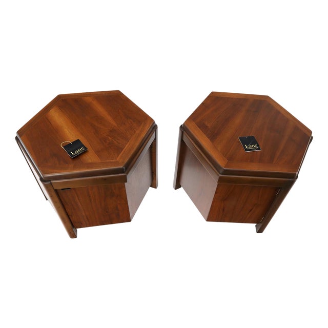 Late 20th Century Pair of Hexagon Walnut End Side Tables w/ One Door Cabinets Storage Compartment For Sale