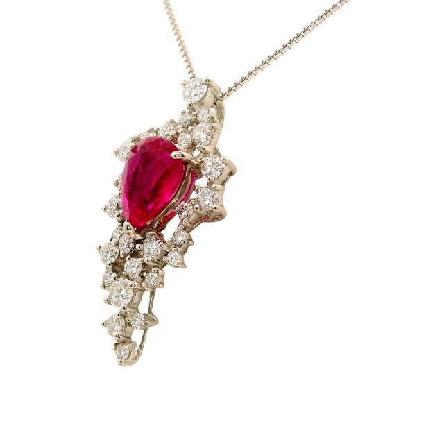 2.11 Carat Burmese Ruby Diamond Platinum Pendant Necklace, Gia Certified For Sale In Los Angeles - Image 6 of 8