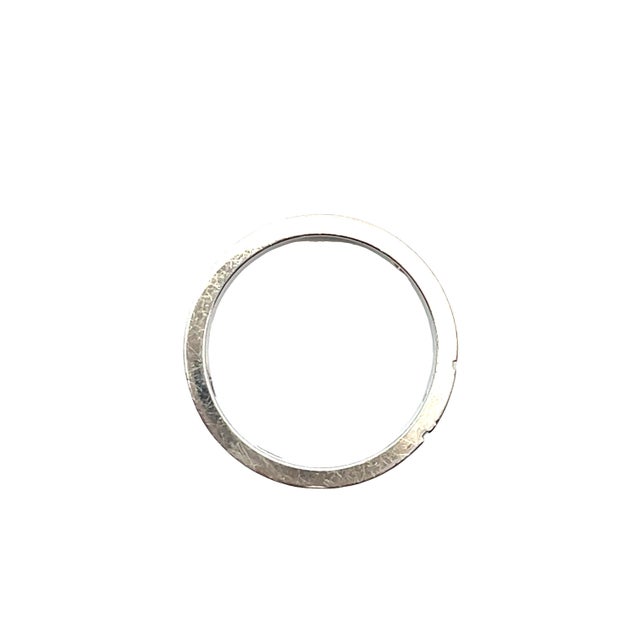 Mid 20th Century Gucci Icon 18k White Gold Diamond Band Ring For Sale In New York - Image 6 of 10