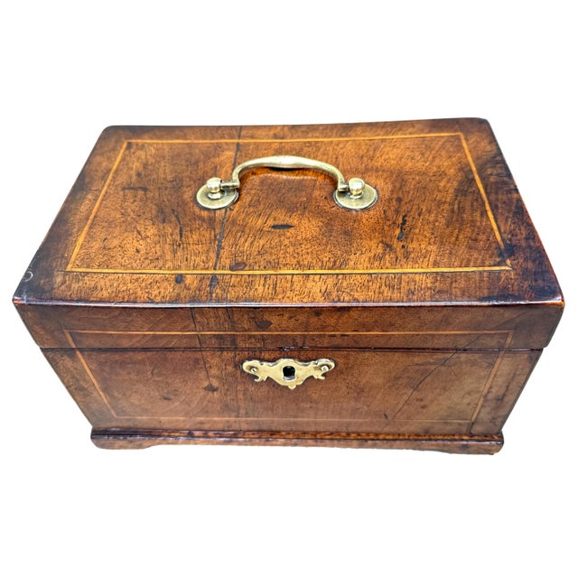 Georgian Walnut Rectangular Tea Caddy, 18th Century For Sale - Image 6 of 15
