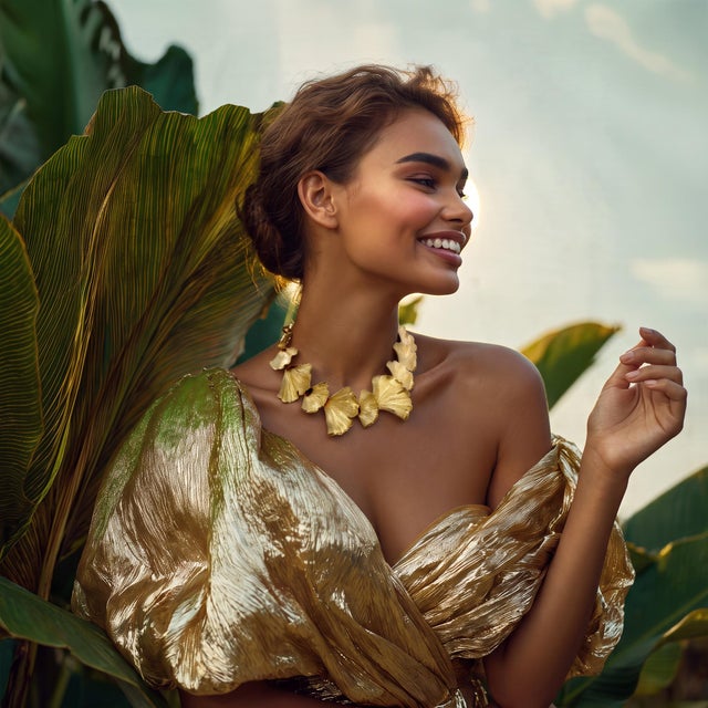 Gold Oscar De La Renta 22k Gold-Plated Pewter & Brass Ginkgo Leaf Statement Necklace For Sale - Image 8 of 13