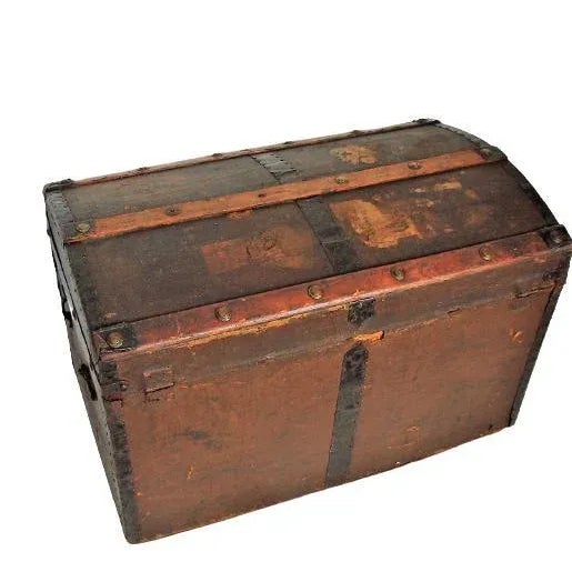 Vintage Wood and Metal Trunk For Sale - Image 13 of 15
