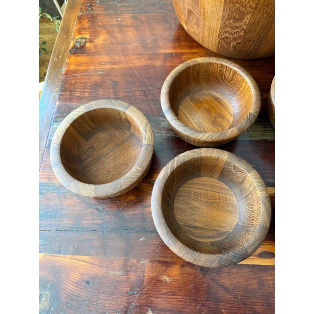 Vintage Dansk Jens Harald Quistgaard Ihq Teak Salad Centerpiece Bowl and Six Serving Bowls - Set of 7 For Sale - Image 9 of 15