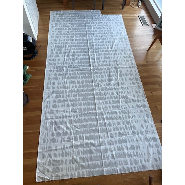 Schumacher Schumacher Queen of Spain in Dove Fabric Remnant 54" W X 116" L For Sale - Image 4 of 10