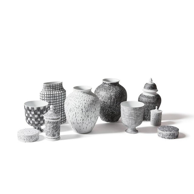 Ceramic Small Reticle Black Post Scriptum Vase by Formafantasma for Cassina For Sale - Image 7 of 11