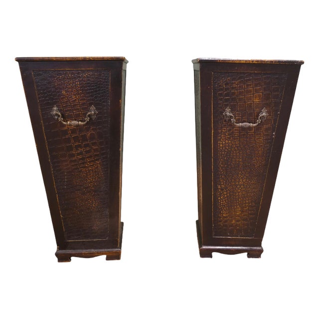 Mid-Century Modern Square Hotel Stick Stands, 1960, Set of 2 For Sale