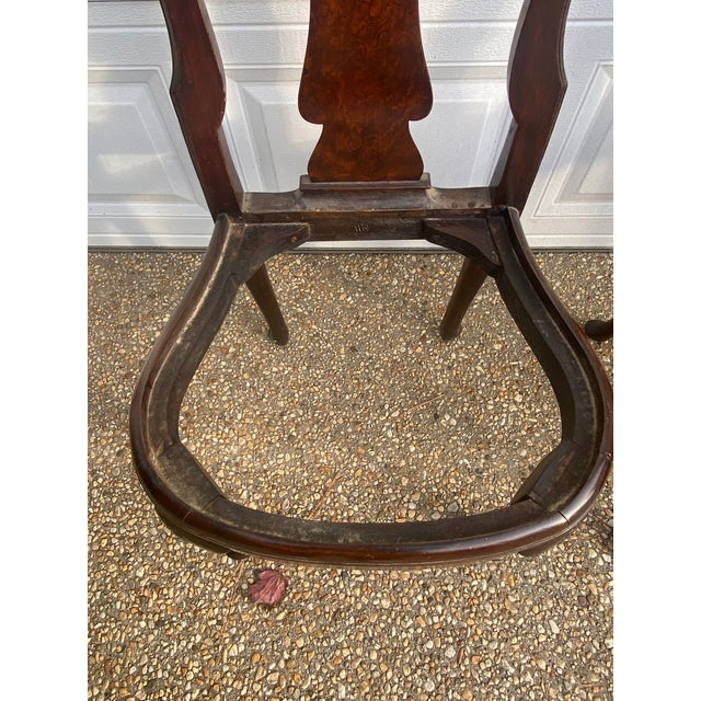 Antique 19th Century Burled Wood Queen Anne Balloon-Seated Side Chairs With Shell Motif, a Pair For Sale - Image 10 of 10