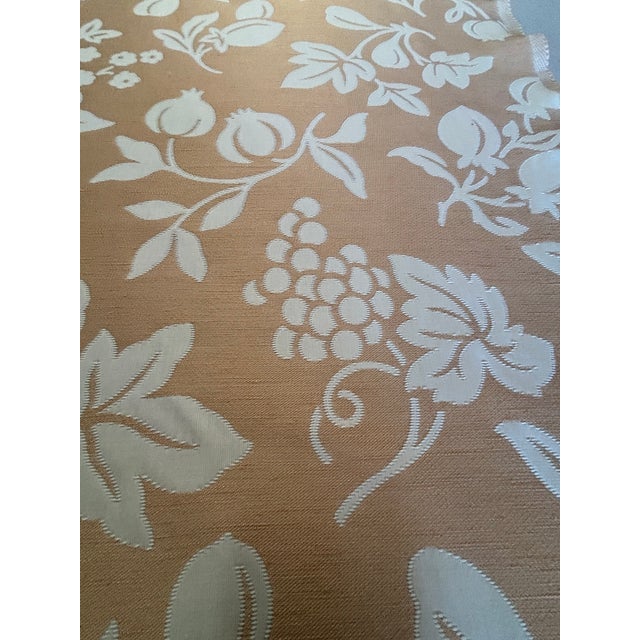 1980s Over 25 Yards of Peach and Cream Flower Pattern Fabric. For Sale - Image 5 of 6