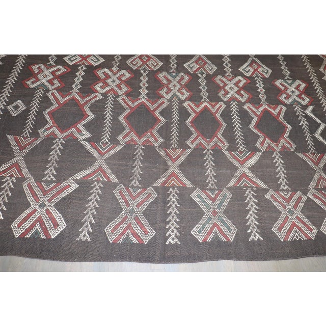 Oversize Vintage Moroccan Zaine Kilim - 9'1" x 17'2" For Sale - Image 9 of 10