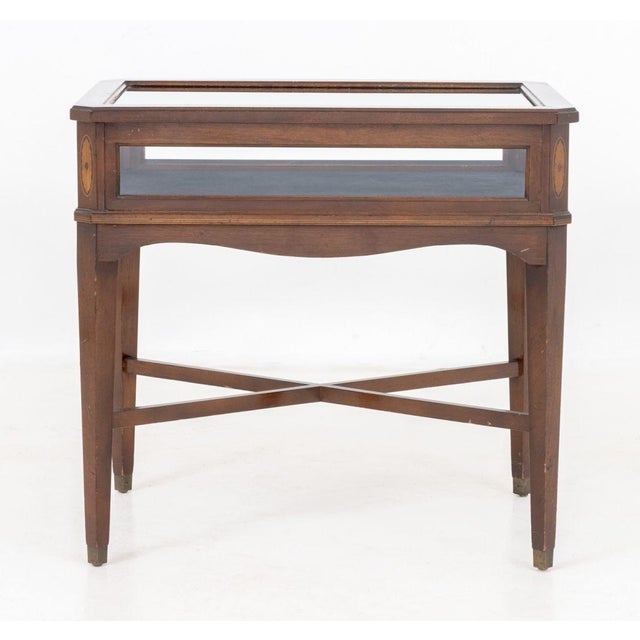 English Mid 20th Century Regency Style Mahogany Display Table For Sale - Image 3 of 7