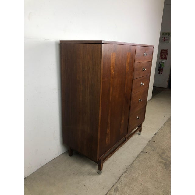 Mid Century Modern Gentleman's Chest by Stanley Distinct Furniture